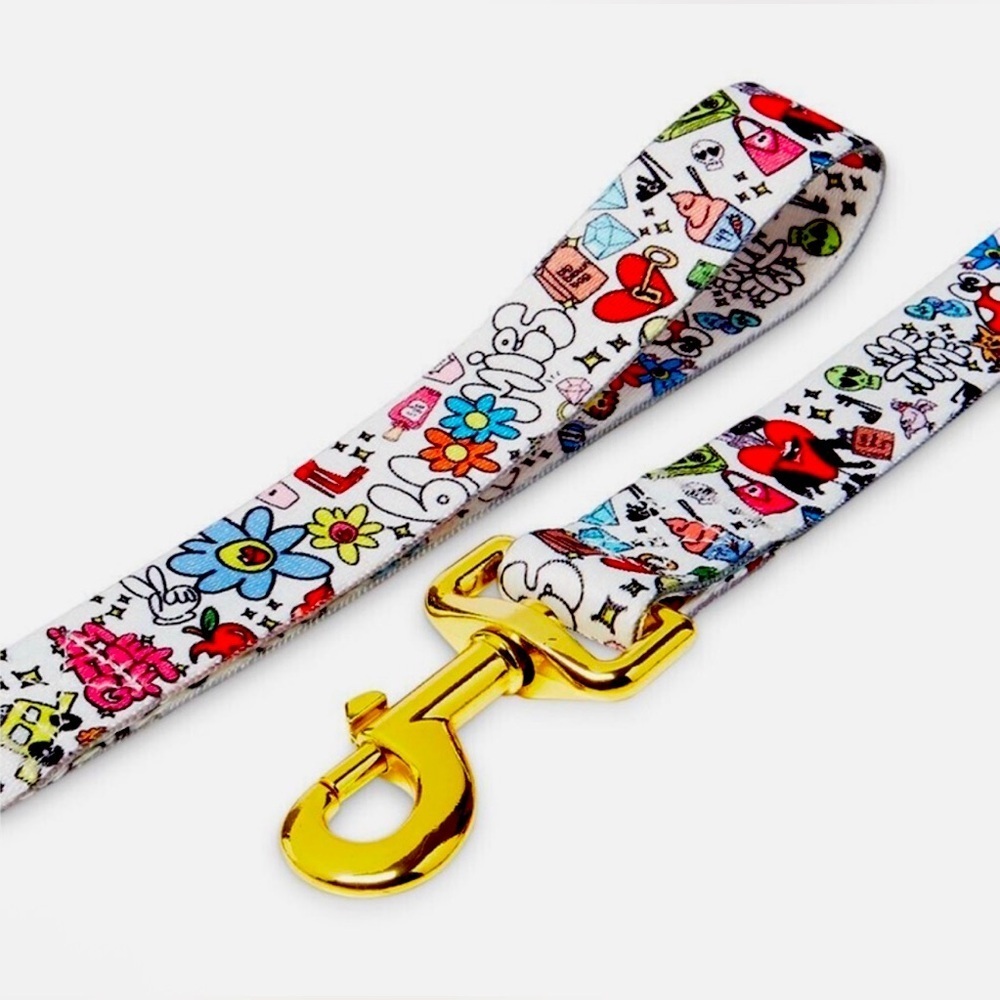 🐶 New! Bloomies Doodle Leash